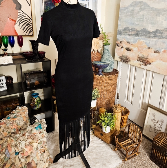 New York & Company Faux Suede Fringe Hem Bodycon Dress - Picture 11 of 15